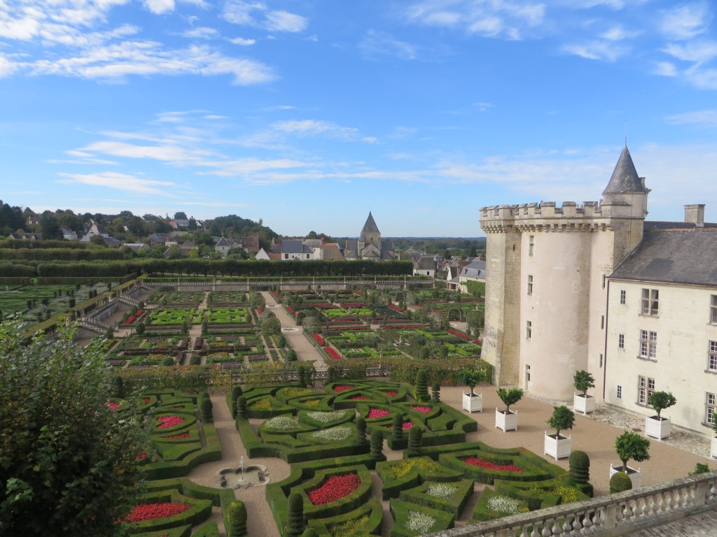 Megan Folken France Chateau de Villandry in Villandry2